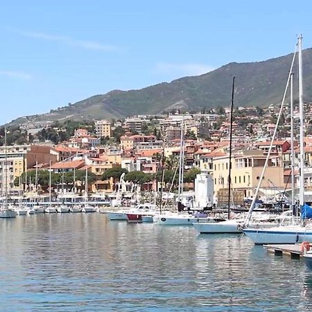 Loft Cavour - Teatro Ariston Apartment Sanremo Ngoại thất bức ảnh