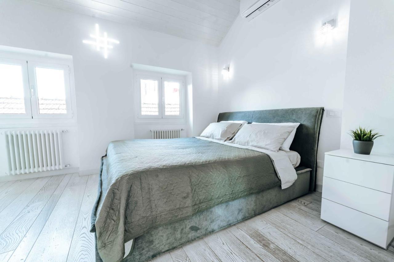 Loft Cavour - Teatro Ariston Apartment Sanremo Ngoại thất bức ảnh